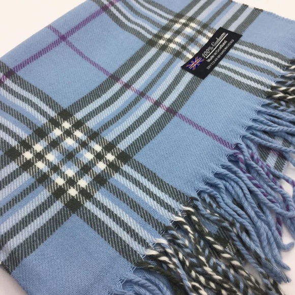 Accessories - NEW - 100% Cashmere Scarf from Scotland (Boutique)